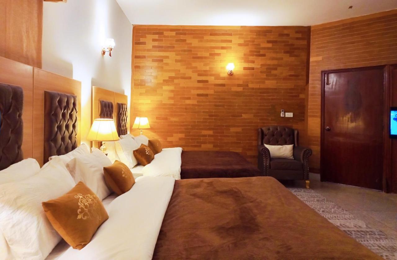 Grand Peace House II Bed & Breakfast Islamabad Bagian luar foto