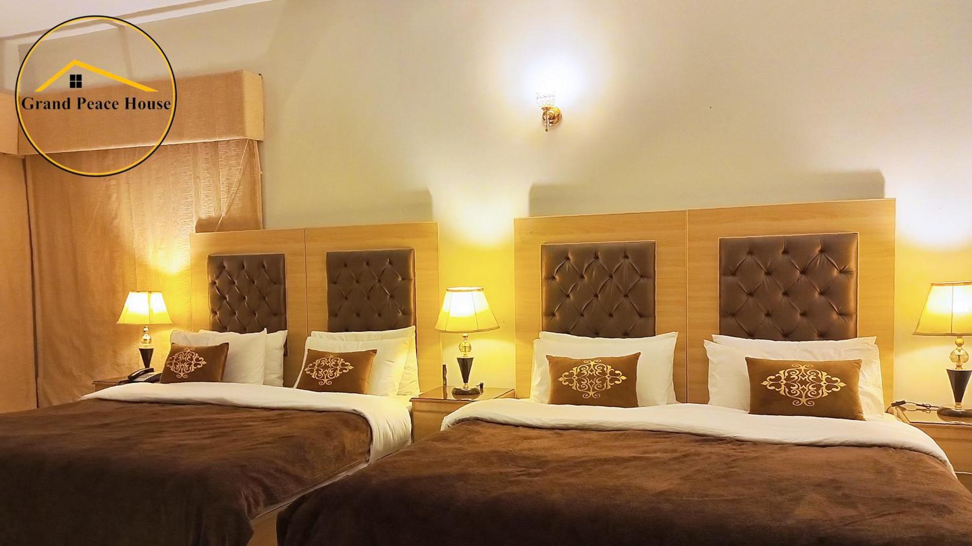 Grand Peace House II Bed & Breakfast Islamabad Bagian luar foto