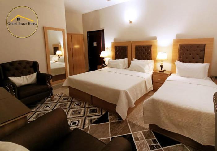 Grand Peace House II Bed & Breakfast Islamabad Bagian luar foto