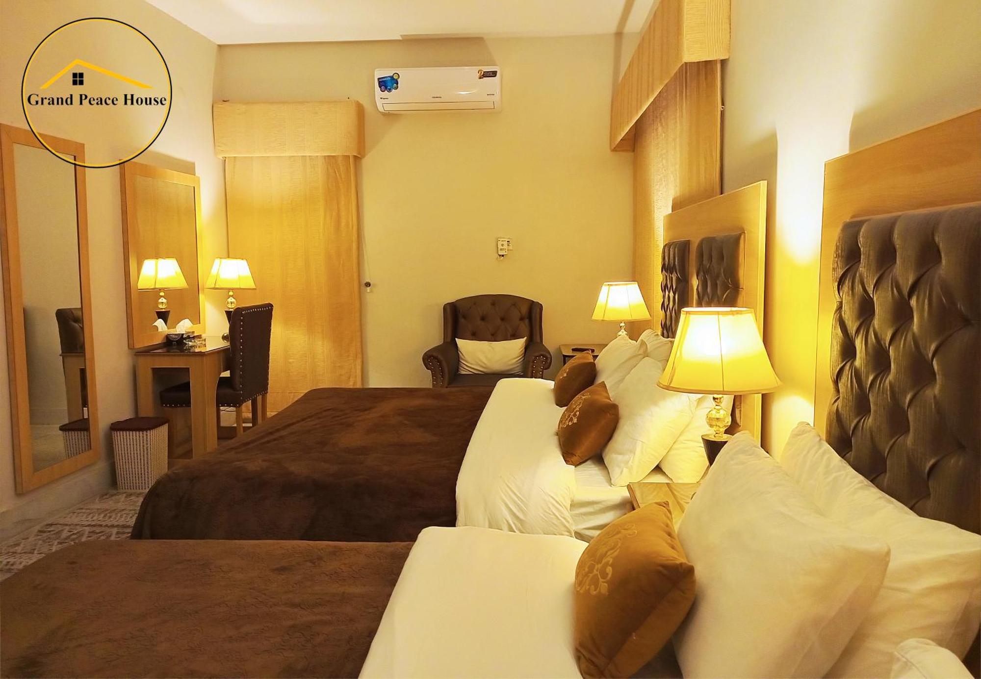 Grand Peace House II Bed & Breakfast Islamabad Bagian luar foto